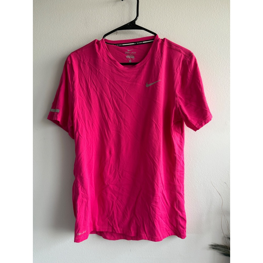Nike Running Dri-FIT Shirt Womens Small‎ Pink Short Sleeve Athletic Top 3650